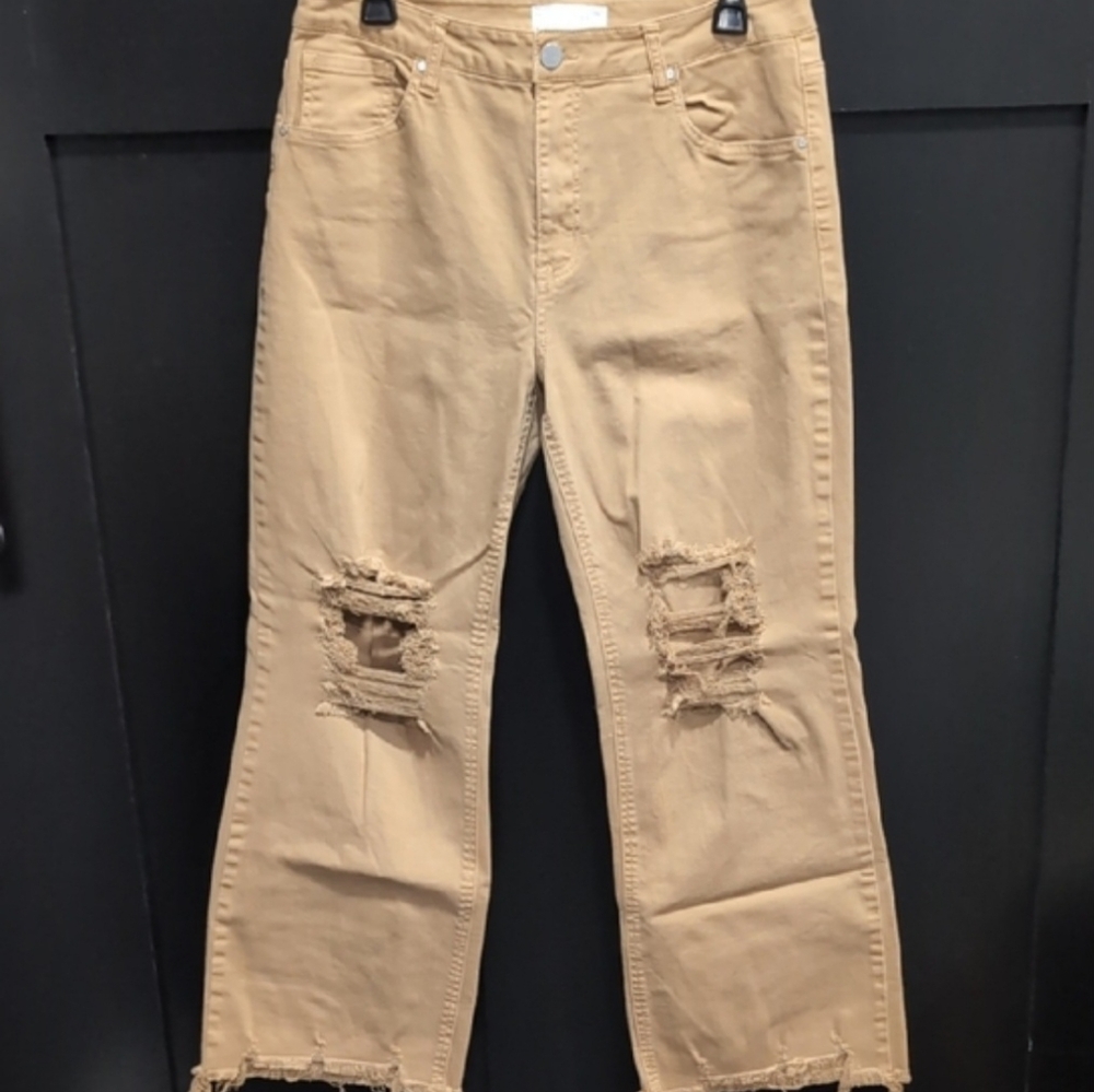 Risen Distressed Tan Women Jeans